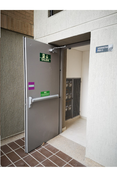 Proyectos residenciales nacional CB Puertas Cortafuego